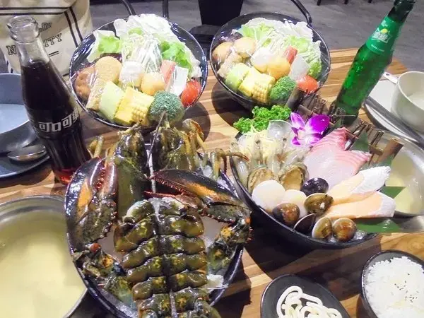 美食窩客 Felicia肥莉兒愛分享 推薦「大豚涮涮屋」