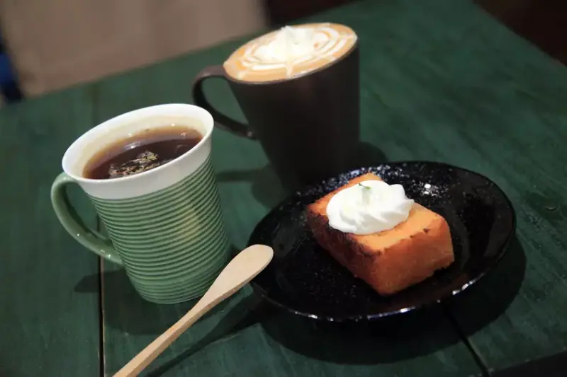 美食窩客 大手牽小手。玩樂趣 推薦「空兩格coffee」