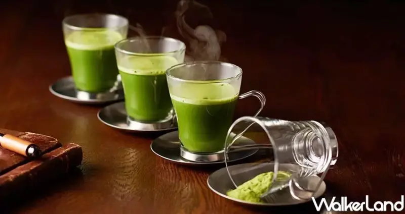 抹茶控要瘋了！百年抹茶伊藤久右衛門「Espresso 濃 宇治抹茶卡布」強勢登場，再加碼日本空運點心挑戰抹茶控下午茶必吃稱號。