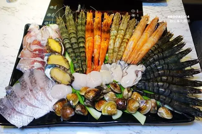 美食窩客 靜怡 推薦「金鍋盃」