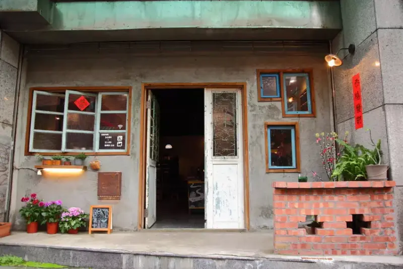 美食窩客 大手牽小手。玩樂趣 推薦「空兩格coffee」