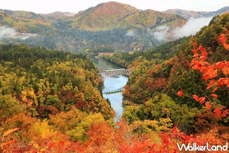 絕景‧只見線-魅惑吳心緹の日本最美鐵道風景