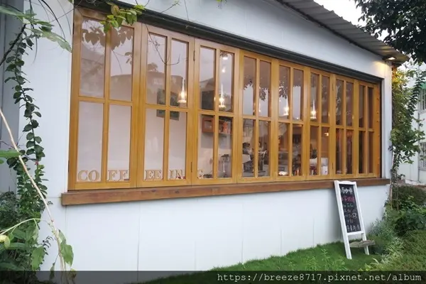 美食窩客 布卡的小宇宙 曾在「小白咖啡店」