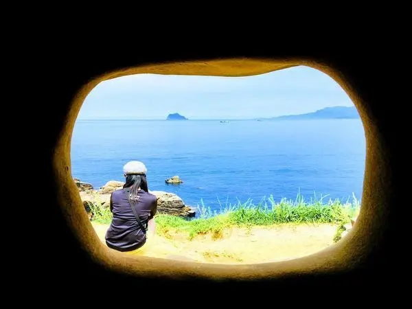 維納斯海岸 /美食窩客 大海愛上藍天 提供 未經許可，不得轉載