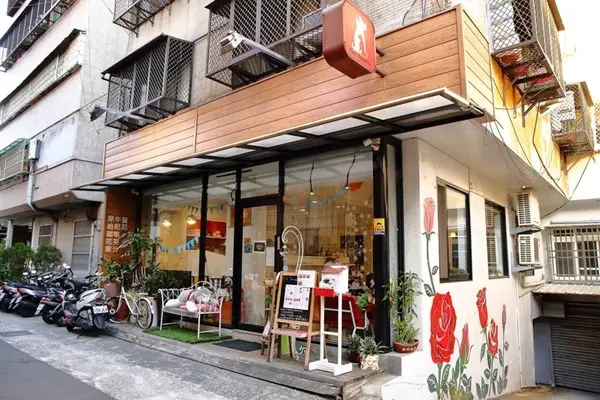 Two Puppies寵物友善餐廳 /美食窩客 小珊珊 提供 未經許可，不得轉載