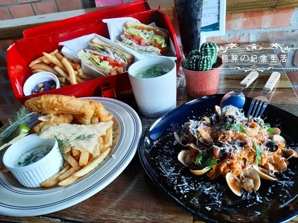 美食部落客 熊胖の 。妃常生活。 曾在「Pallet Bistro•木棧板餐廳」