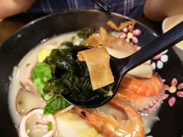 滿來溫泉拉麵 /美食窩客 兩隻小豬 提供 未經許可，不得轉載