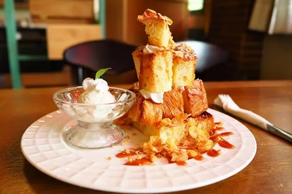 美食窩客 朱豬鬃 推薦「安堤瓜咖啡館」