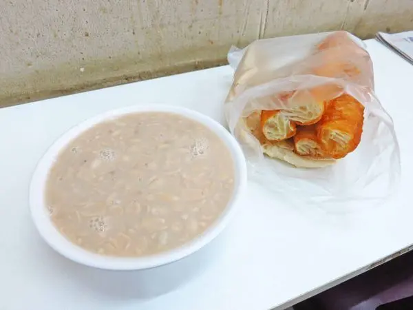 美食窩客 布咕布咕 曾在「熊記燒餅油條專賣店」