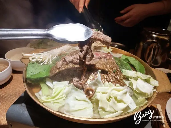 美食窩客 Betty就醬紫啦！ 曾在「高麗園(台北三創)」