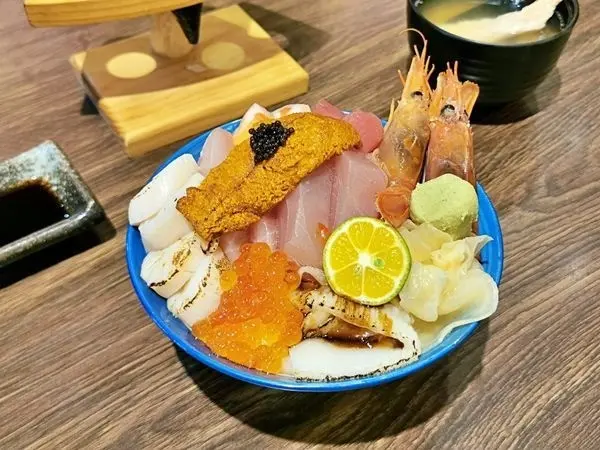 美食窩客 阿芷、吃貨走跳日記 曾在「悅勝日式料理」