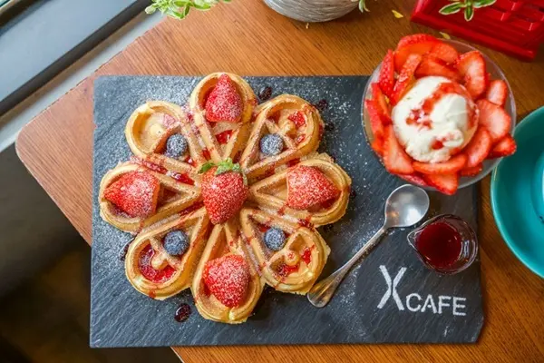 美食窩客 梅格 曾在「Reversion cafe_反轉點•咖啡」