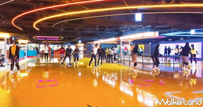 超懷舊「冰宮」回來了！復古風「Roller186滑輪場」打造復刻版冰宮，再加碼網美旋轉門、發光滑輪鞋讓搶攻最潮IG打卡點。