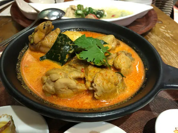 THAIHAND 右手餐廳 /美食窩客 愛吃筆記ღby cannywewe 提供 未經許可，不得轉載