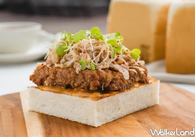 嵜本SAKImoto bakery、WILDWOOD 聯名款「肋眼牛、炸豬排炭烤生吐司三明治」 / WalkerLand窩客島整理提供 未經許可不可轉載