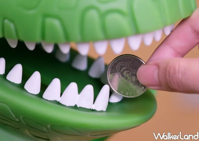 野獸國「抱抱龍存錢筒」、史迪奇 / WalkerLand窩客島整理提供 未經許可不可轉載