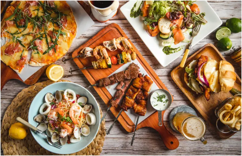 ​​​​​​​HOOTERS美式餐廳限定優惠，一年之初第一聚首選人氣餐廳，就是要你吃飽吃滿歡樂無限。