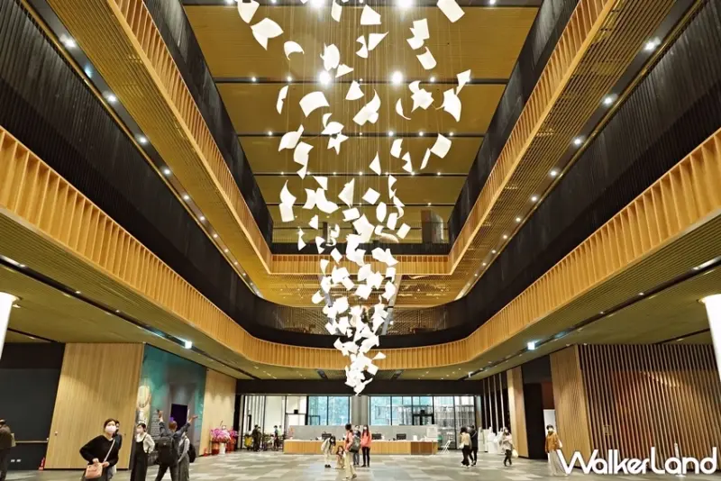 挑戰最美圖書館稱號！文青都在拍的「台南市立圖書館總館」五大亮點一次公開，加碼「全台七間最美圖書館」一次收藏。