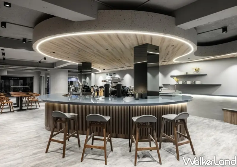 THE NORMAL台北精品咖啡館、Sweet Tooth聯名「藍莓巧克力乳酪塔」 / WalkerLand窩客島整理提供 未經許可不可轉載