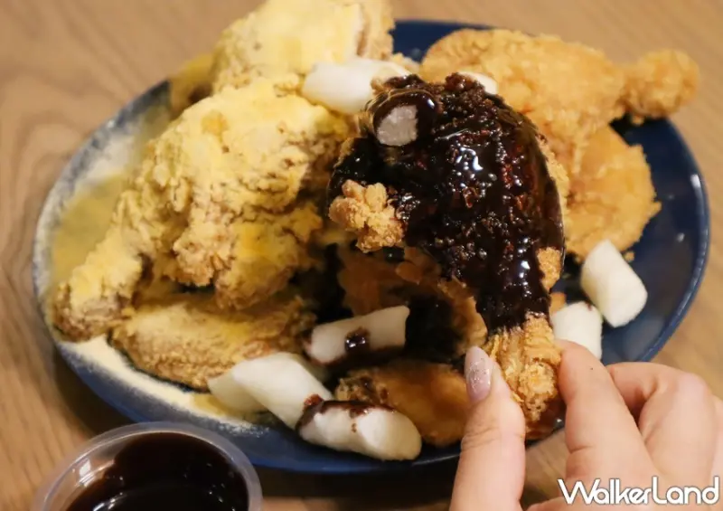 NENE CHICKEN限定巧克力炸雞 / WalkerLand窩客島提供 未經許可，不得轉載