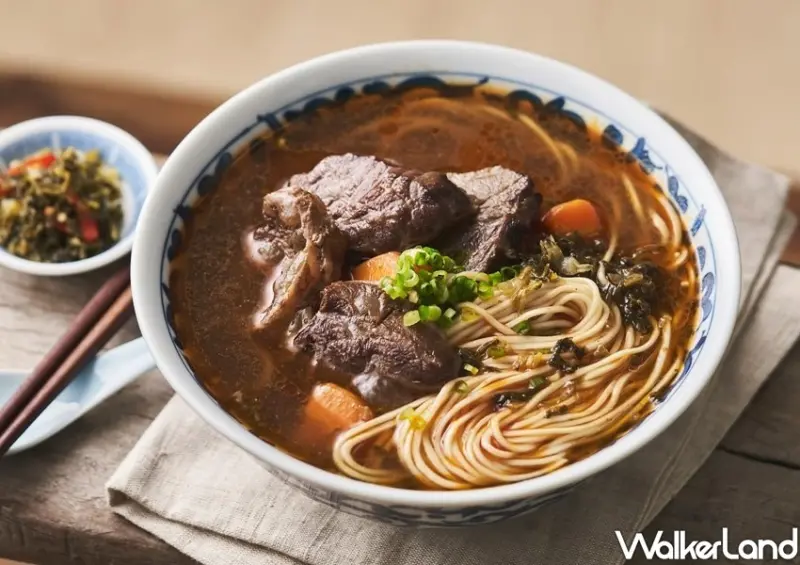 賈以食日「秘製紅燒牛肉麵」/ WalkerLand窩客島整理提供 未經許可不可轉載