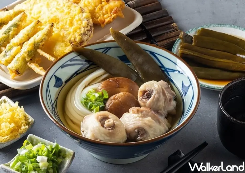 丸亀製麵「剝皮辣椒雞肉烏龍麵」 / WalkerLand窩客島整理提供 未經許可不可轉載