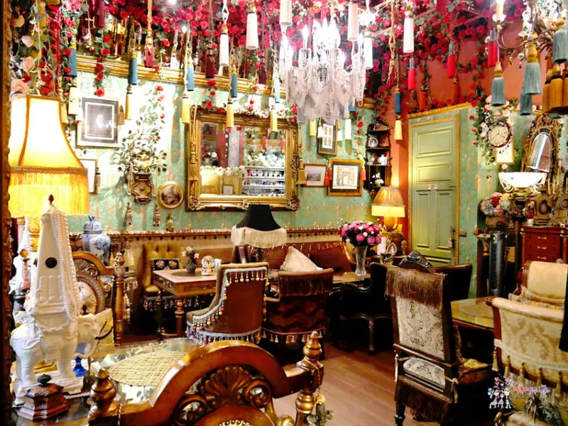 竹北夢幻咖啡廳~有私藏古董傢俱和一萬朵薔薇花的華麗歐洲皇室宮廷風下午茶