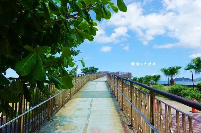  基隆免費景點推薦：望海巷跨海景觀橋/ WalkerLand窩客島整理提供 未經許可不可轉載
