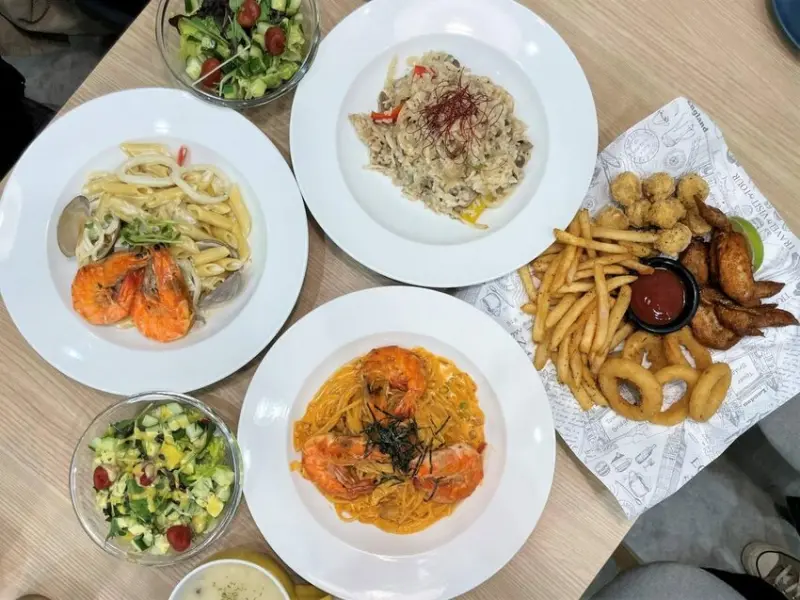 沐對MoonDay義式小廚房｜內湖葫洲站義式新開幕！東湖超人氣義式餐廳！大推濃郁粉紅醬粉蝦明太子！內湖美食推薦、東湖美食推薦、內湖義大利麵推薦、東湖義大利麵推薦