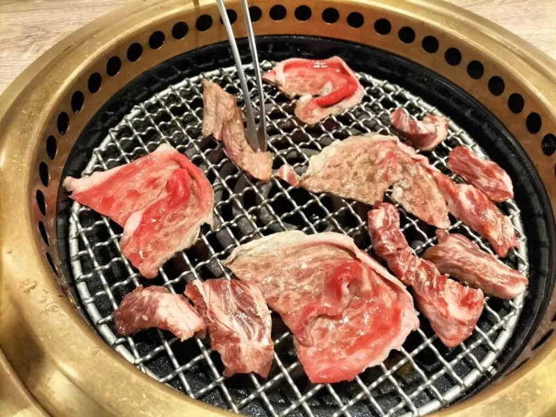 肉汁爆多鮮甜和牛饕客套餐-高雄義享燒肉同話
