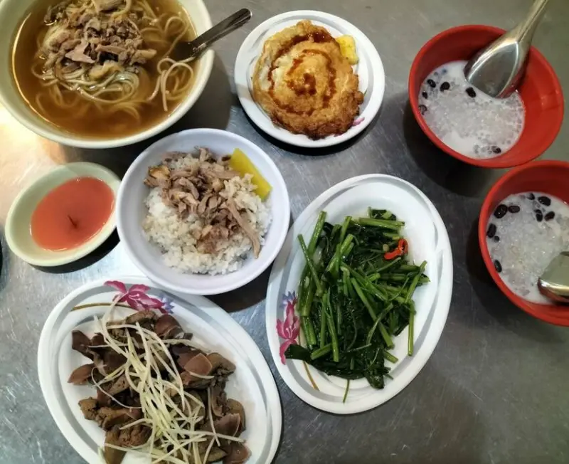 香嫩好吃在地歷史老店-嘉義阿波鴨肉麵