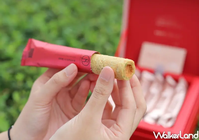 青鳥旅行X春水堂「青揚春盛 聯名蛋捲禮盒」 / WalkerLand窩客島提供 未經許可，不得轉載