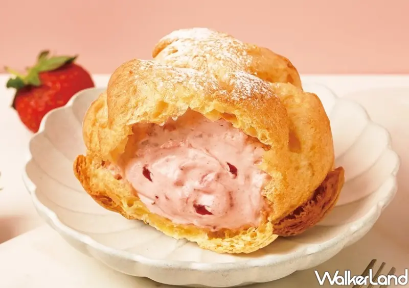beard papa's草莓口味泡芙 / WalkerLand窩客島整理提供 未經許可不可轉載