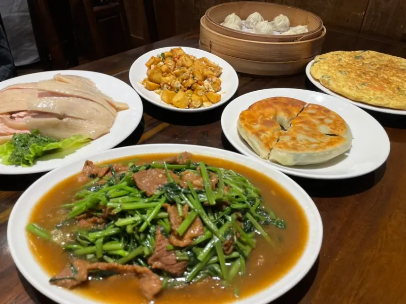 天母在地美食-洪樓小館