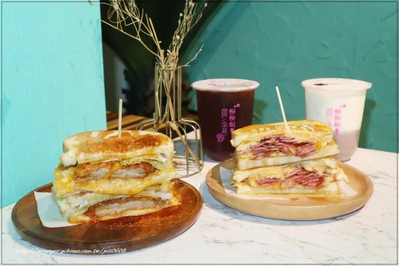 【金花碳烤吐司專賣】西門店~西門町人氣早午餐推薦 起司控最愛 大份量高CP值早餐 如瀑布般流淌的起司好邪惡 近西門紅樓