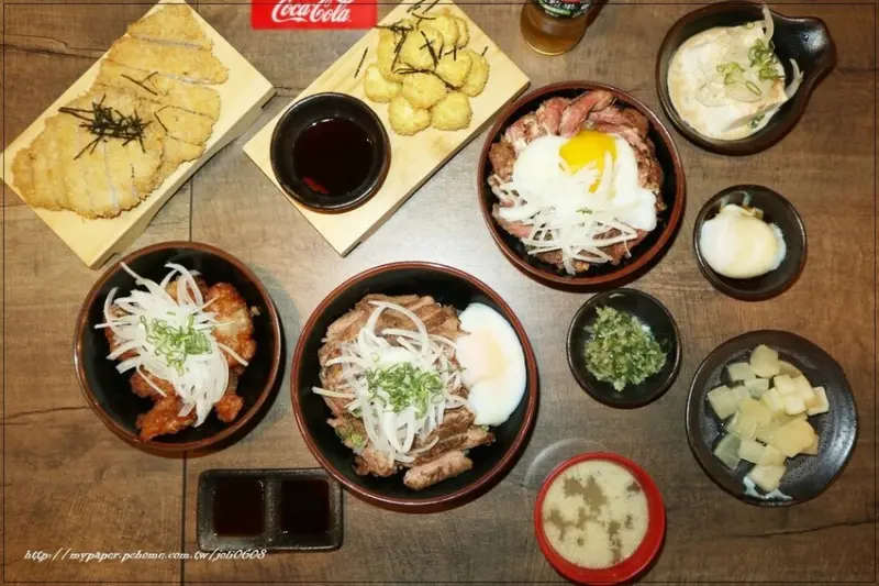 【川牛木石亭】桃園南崁店~南崁丼飯&南崁美食推薦 必點丼飯套餐 極盛厚切牛排丼飯超牛 內用雞白湯免費喝到飽 近南崁台茂