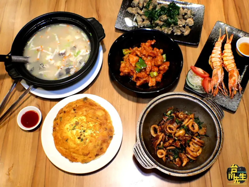 台南台菜餐廳／從路邊燒烤攤賣到變成大餐廳／法國米其林綠色指南推薦／主打古早味經典台菜／用餐時間人潮滿滿／連外國人都愛吃