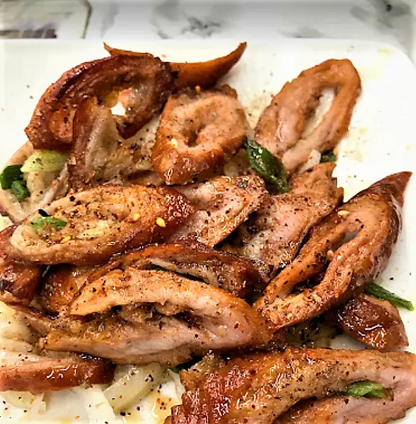 [台北小吃]內湖區港墘站「737生魚片」夜市內的平價新鮮好滋味/海鮮小卷大塊超鮮美/有熱炒有海鮮/口味鮮美又可口/附菜單