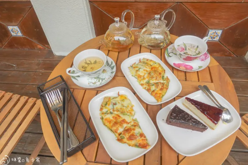 行天宮美食。喜悅舒活藝文堂  素食者友善的藝文空間  無咖啡因飲品/超好吃的蔬菜素食薄餅