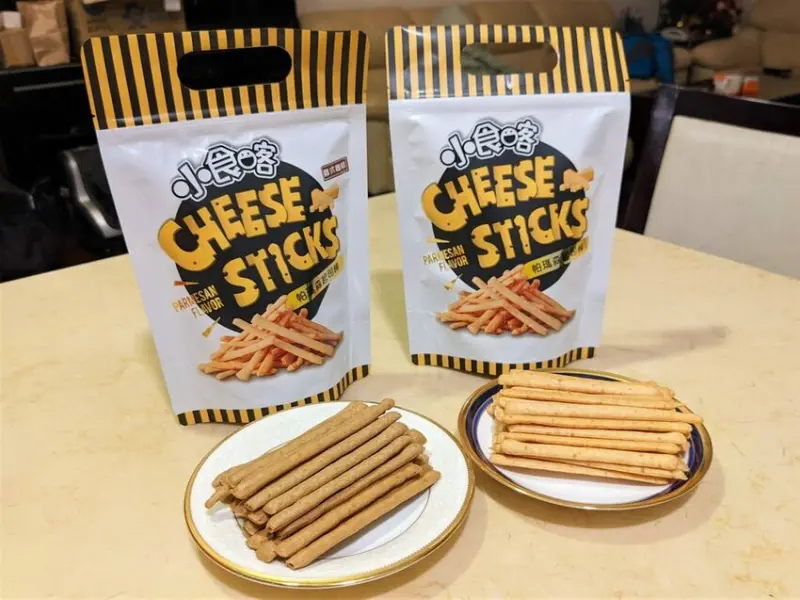 小食喀起司棒 君城本家｜香氣濃郁酥脆起司棒！看劇休閒的最佳零嘴！團購美食推薦、休閒零嘴推薦、宅配零食推薦、看劇點心推薦