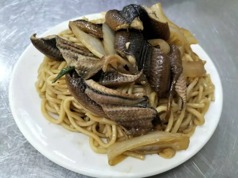 炭香十足的美味-嘉義羅生鱔魚麵