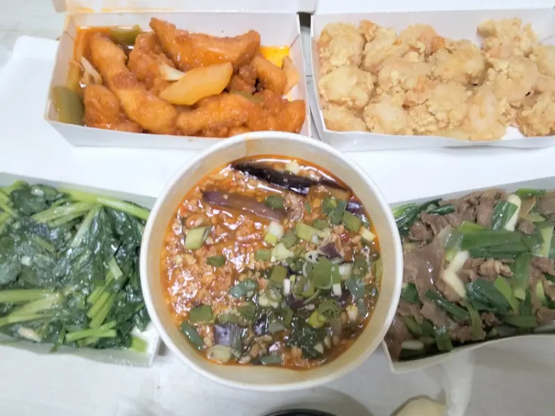中壢美食-董記小館-外帶餐.六六大順慶生會，溫馨滿室