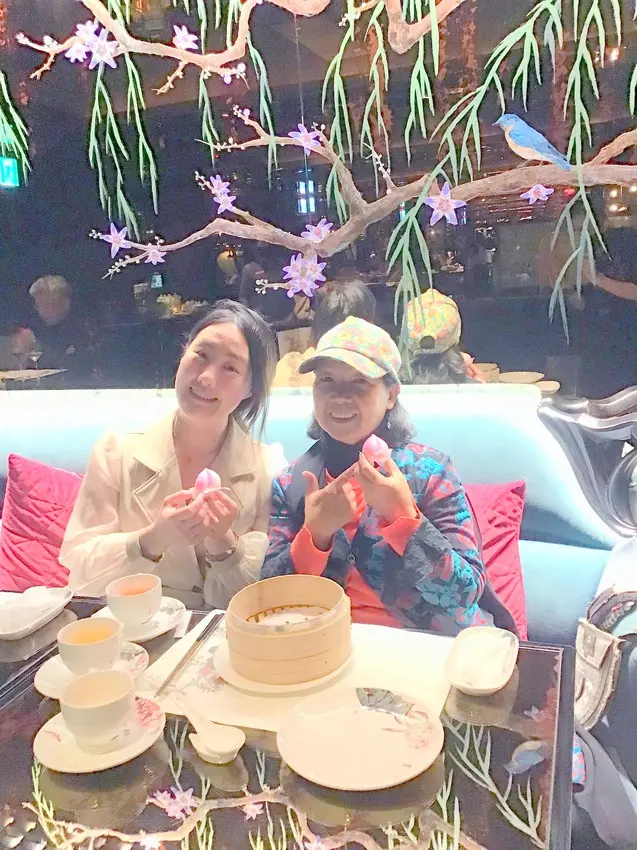 台北車站美食-[頤宮]米其林三星餐廳-慶生晚宴有看頭.服務佳.餐點不俗