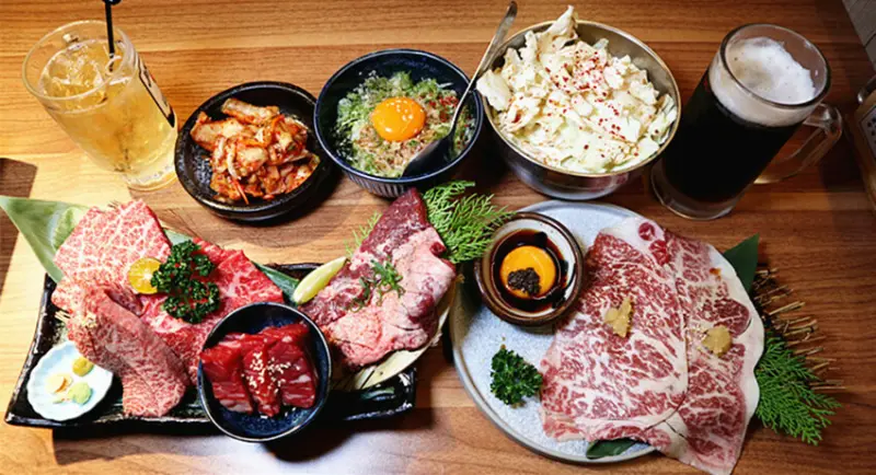 小滿苑燒肉｜食材新鮮美味燒肉技術絕佳，桌邊服務很貼心！未成年不可喝酒，喝酒不開車，開車不喝酒!