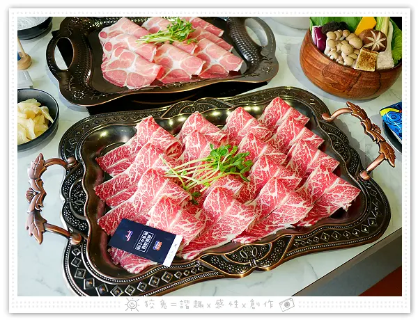 [台南食記] 花花世界鍋物~火鍋界LV！絕美度假風！引進和牛、龍蝦等頂級海鮮！大推獨門麻辣鍋！(台南東區總店)