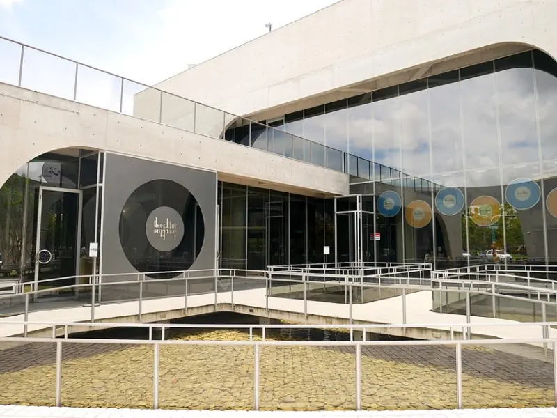 台南超人氣千層蛋糕，環境超好拍，千層口味超豐富，早茶套餐CP值最高~