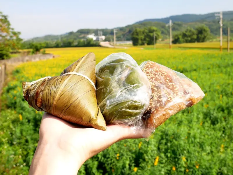 苗栗西湖客家小吃推薦，超道地口味連客家友人都稱讚，首推料滿滿的艾草粿一定要多帶幾個回家