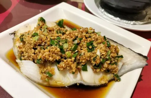 誰是白飯小偷-嘉義江鼎川湘館