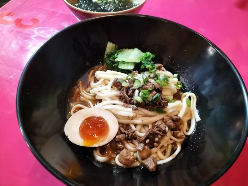 又get到一間好吃的麻辣乾拌麵-嘉義文化路阿維小吃