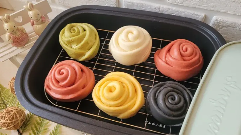 高雄最有溫度的彩色玫瑰饅頭 癲癇朋友手作 閃電包子舖